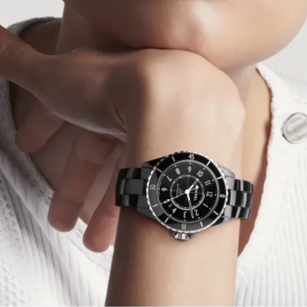 New Chanel J12 38MM Black Ceramic Watch H5697 - Picture 2 of 8